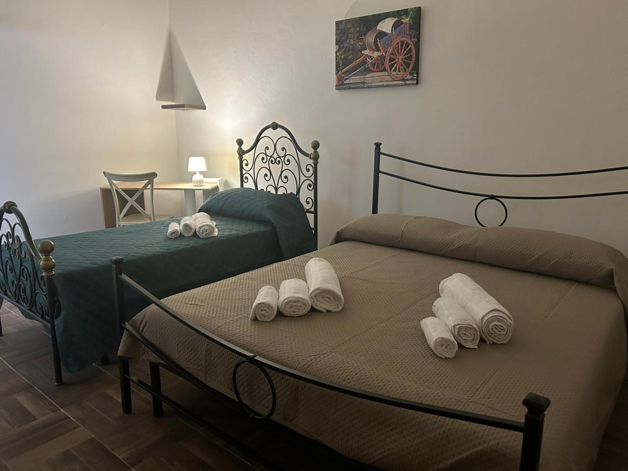 Hotel Al Vespro Palermo Esterno foto